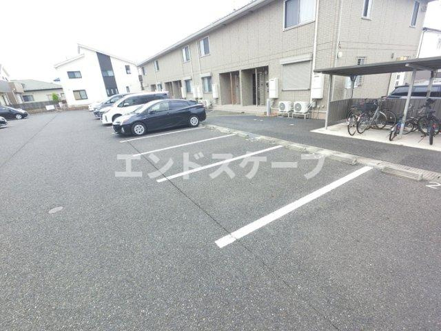 アロース・ガーデン　Ａの駐車場|高崎、前橋のお部屋探しはエンドスケープまで！お客様の理想お聞かせ下さい♪