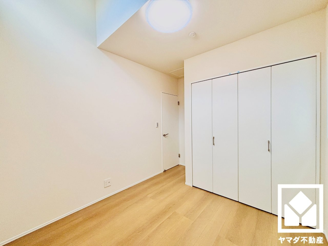 宇治市大久保町旦椋　2号棟の洋室