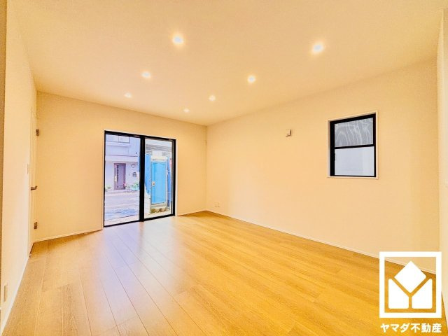 宇治市大久保町旦椋　2号棟の居間・リビング