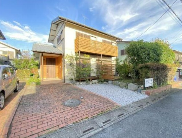 【中古】比企郡川島町八幡中古住宅の外観|敷地54坪あります☆
陽当り良好！内覧ご希望の方はお気軽にホームラボまで☆