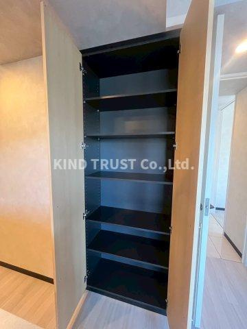 リンクハウス北梅田の収納|ちょっとした収納スペースも充実しています