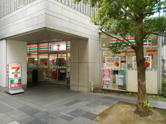 セブンイレブン 十二社店まで140m