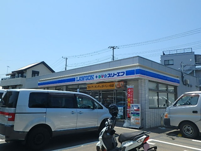 ローソン・スリーエフ 藤沢羽鳥中学校前店まで400ｍ
