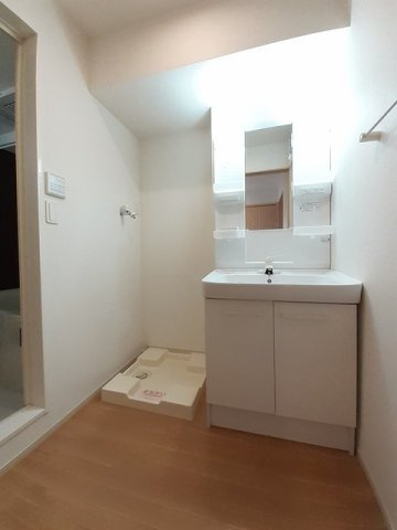 リバーサイドエイムの洗面所|忙しい朝には欠かせない洗面所です