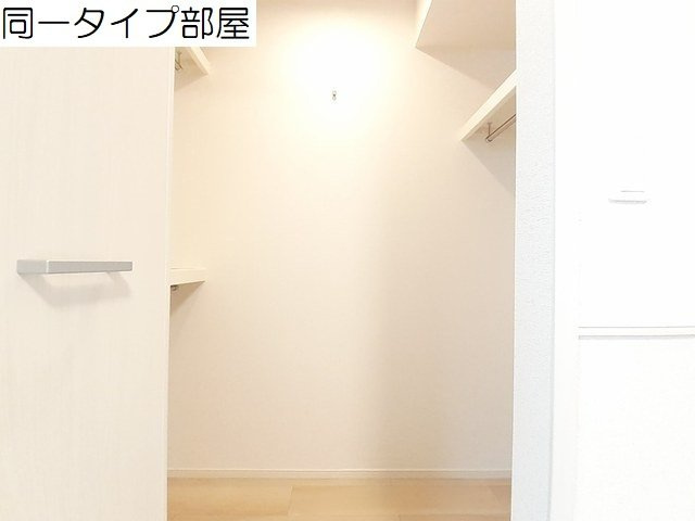 シャトー　ソレイユ　Ⅱ　Ａの収納|大きなスペースがあり、収納には困りません