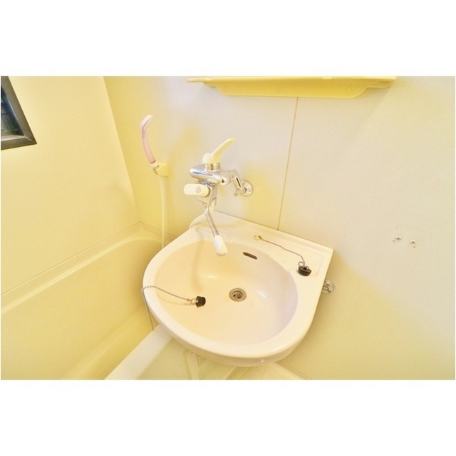 ＡＲＲＯＷ・ＣＯＵＲＴの洗面所