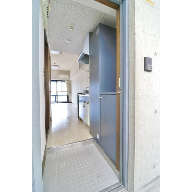 ＡＲＲＯＷ・ＣＯＵＲＴの玄関