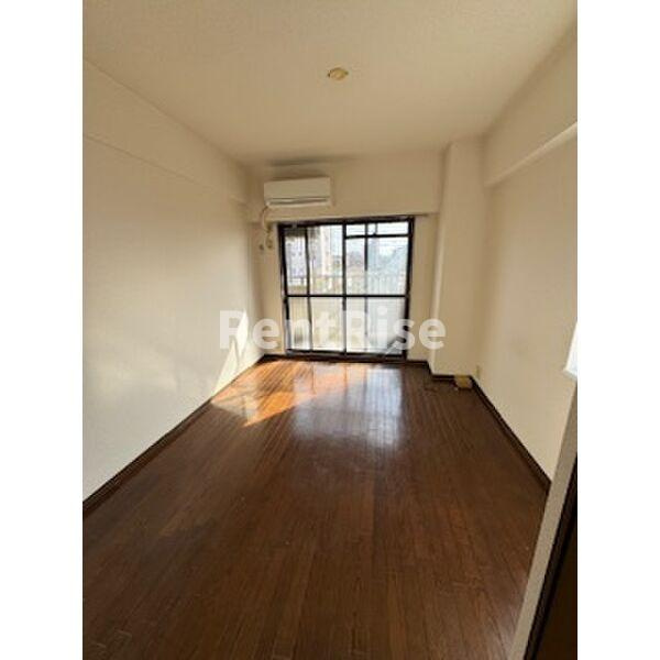 グレイス国府宮の居間・リビング