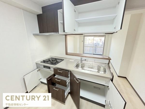 【キッチン】 | パークハイツ千島 | 上下に収納がある為収納豊富！