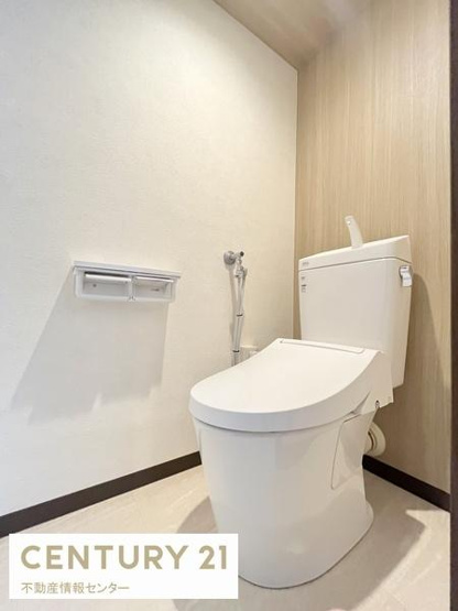 【トイレ】 | パークハイツ千島 | 温水洗浄機能付き便座新調！