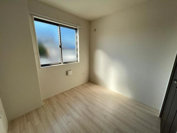 プレジャーの洋室