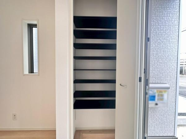 和歌山市新庄第2-1号棟　新築戸建の収納