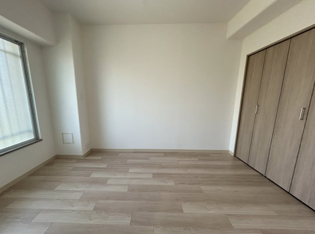 岸和田コーポラス3号棟の洋室|北東側洋室約6.0帖