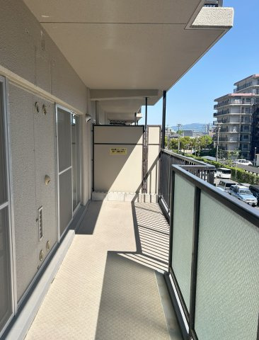 岸和田コーポラス3号棟のバルコニー|南西側バルコニー