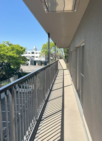 岸和田コーポラス3号棟のバルコニー|北西側バルコニー