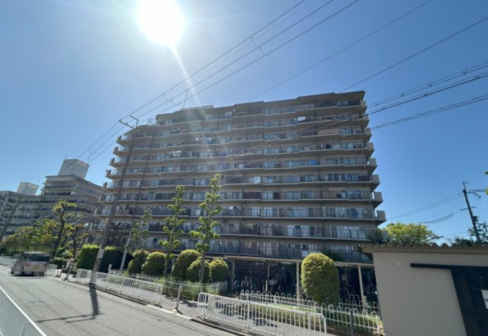 岸和田コーポラス3号棟の外観|外観①