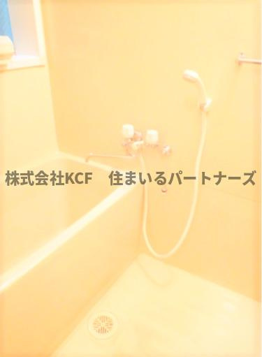 千本杉コーポの浴室|日々の疲れを癒すお風呂付です