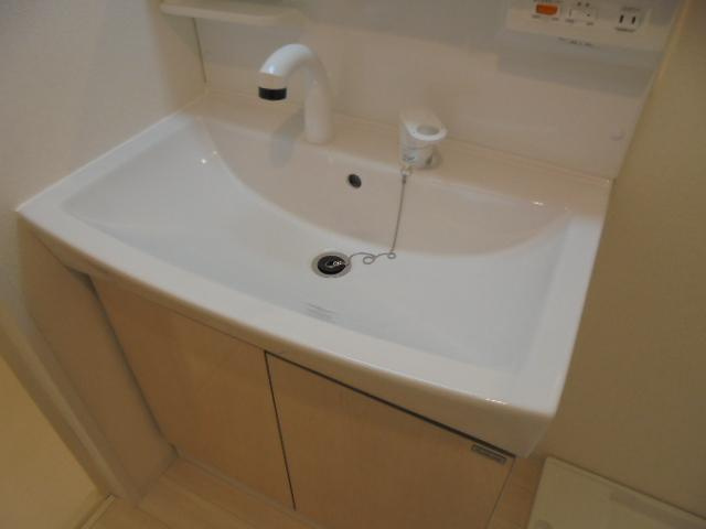 イマイエ・アーバンコネクションの洗面所|洗髪洗面化粧台