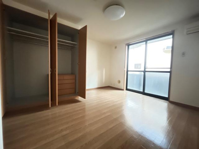 【内装】 | ポラリス | 洋室