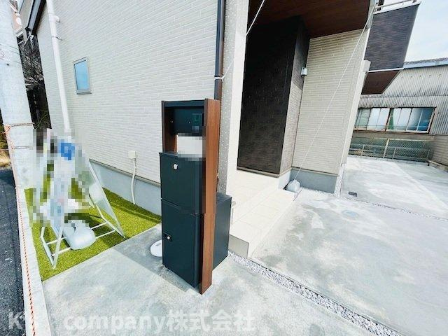茅ヶ崎市高田1丁目　新築戸建の外観|ポスト置き場♪