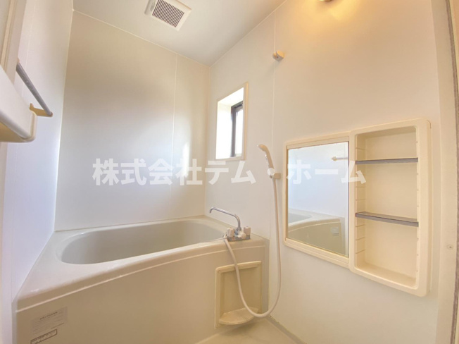 【浴室】 | フォーレス華　B棟 | 日々の暮らしに欠かせないお風呂です
