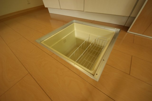 ヴァン　ヴェールⅡの収納|床下収納