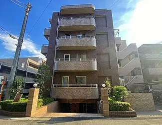 【外観】 | 5階建て2階部分の東向き住戸　大切なペットと一緒に暮らせます　新規内装リフォーム　安心のアフターサービス保証付き　住宅ローン減税適合物件