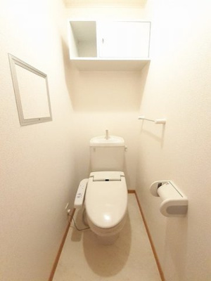 【トイレ】 | カトル・セゾン　Ⅰ | ゆったりとした空間のトイレです