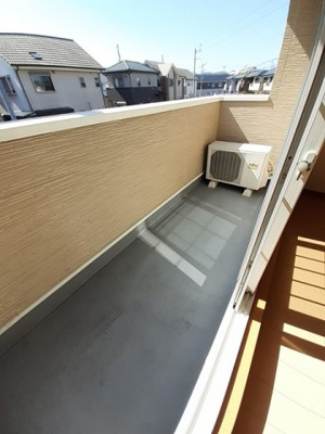 【バルコニー】 | カトル・セゾン　Ⅰ | 陽当たり良好なバルコニーです