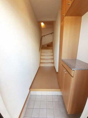 【玄関】 | カトル・セゾン　Ⅰ | シンプルで使いやすい玄関です