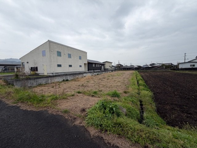 都城市安久町の売地の外観
