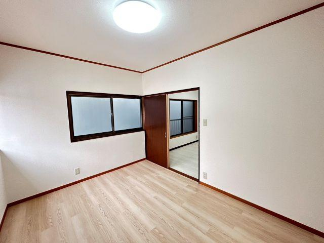 大津乙　中古戸建　（リフォーム済）の洋室|2Ｆ　6.0帖
