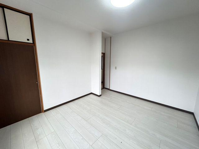 大津乙　中古戸建　（リフォーム済）の洋室