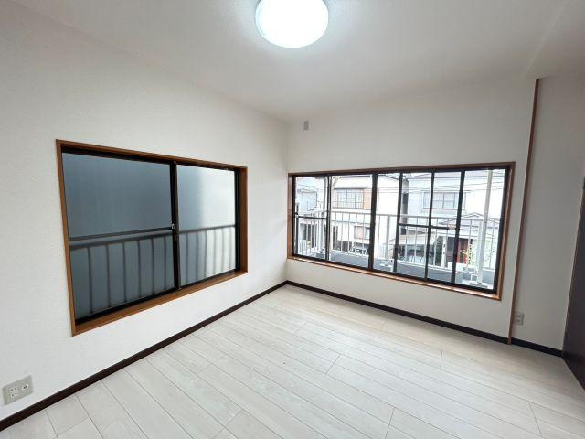 大津乙　中古戸建　（リフォーム済）の洋室|2Ｆ　7.0帖