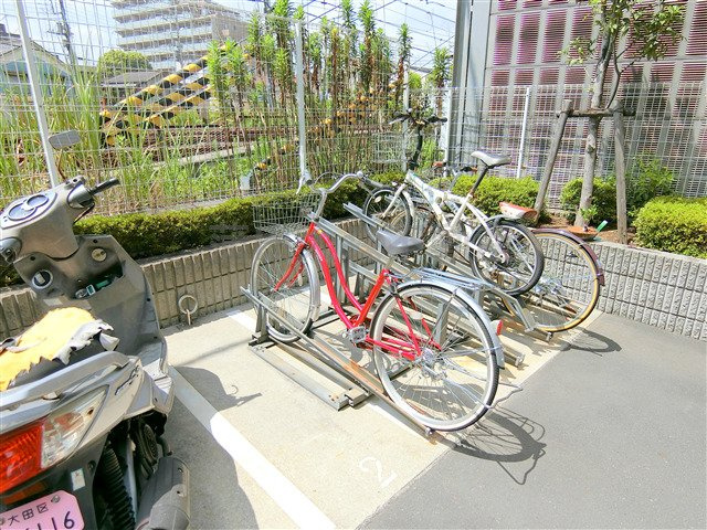 ステージファースト蒲田アジールコートのその他共用部分|ラック式駐輪場