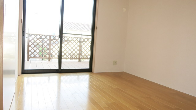 ユニキューブ焼山の洋室