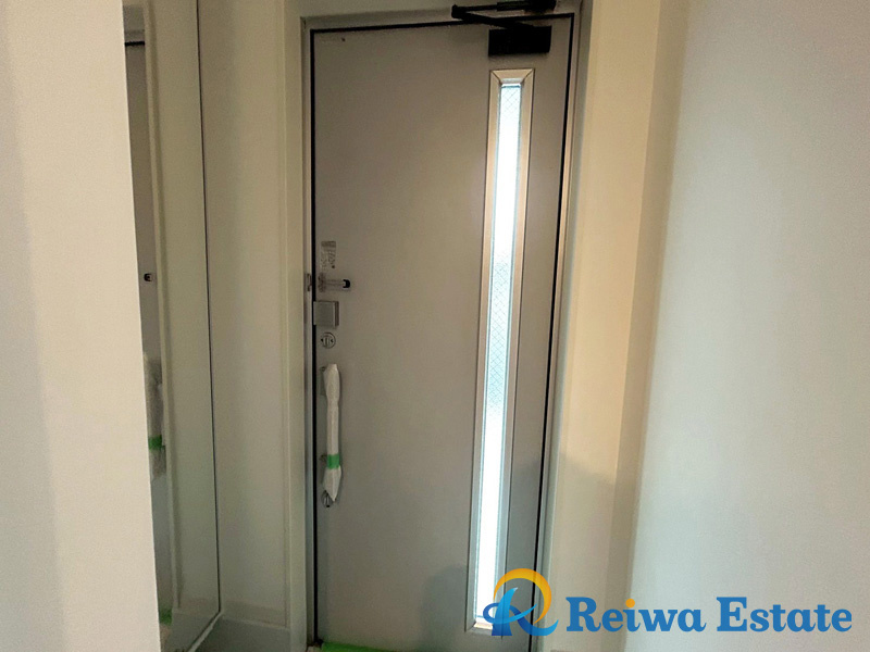 新築戸建　茅ヶ崎市柳島2丁目の玄関