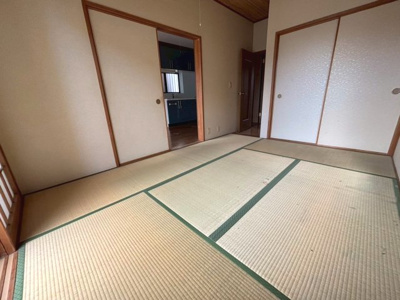 【和室】 | 宮沢町戸建 | 1階和室約6.5帖
※クリーニング前の写真です。