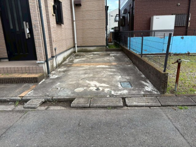 【駐車場】 | 宮沢町戸建 | ※クリーニング前の写真です。