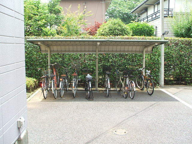リラ・ペイサージュのその他共用部分|★屋根付き駐輪場★