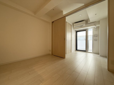 【居間・リビング】 | コンフォリア・リヴ谷町九丁目ソルテラス