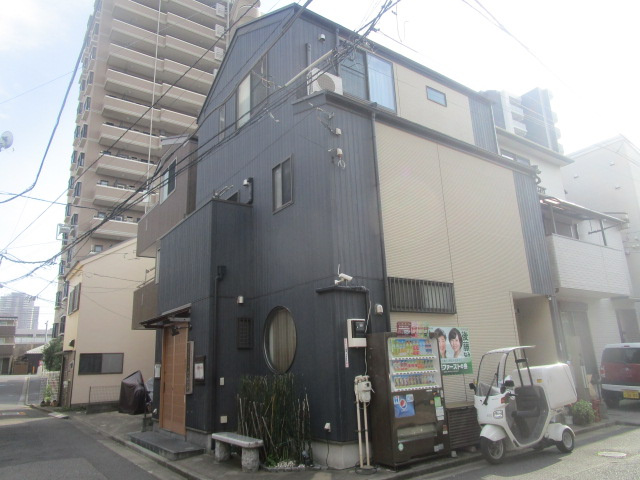 足立区千住東１丁目の店付住宅