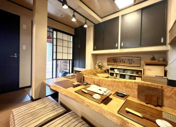 足立区千住東１丁目の店付住宅の内装