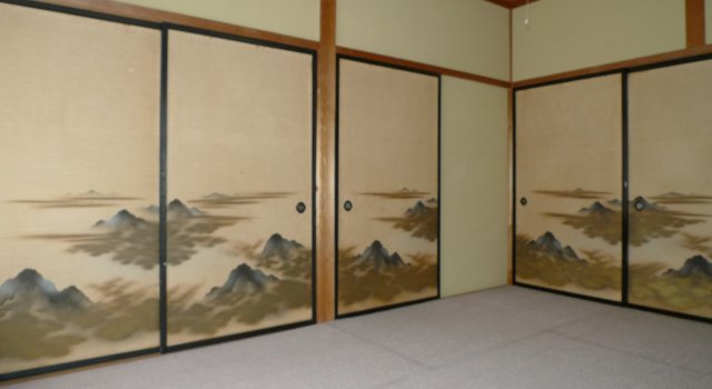 高岡町　戸建ての和室
