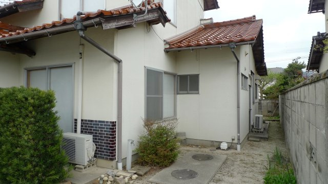 高岡町　戸建ての庭