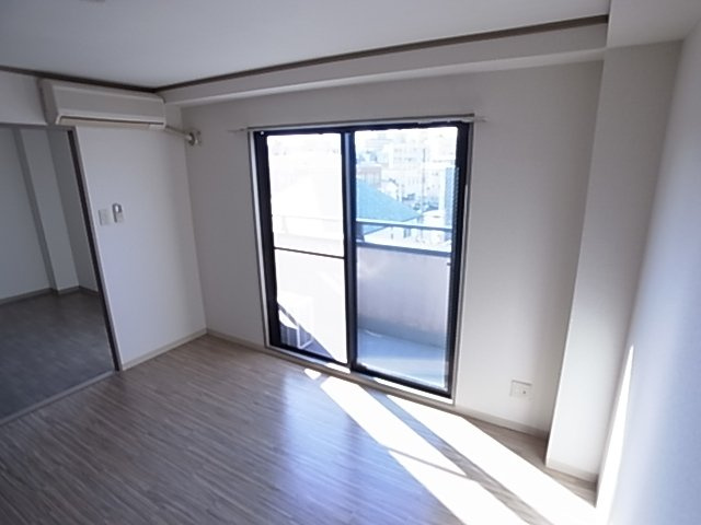 神戸市兵庫区本町２丁目の賃貸マンション