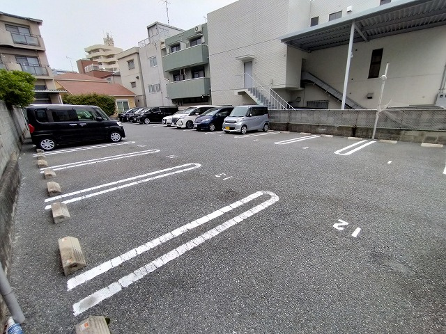 神戸市兵庫区本町２丁目の賃貸マンション