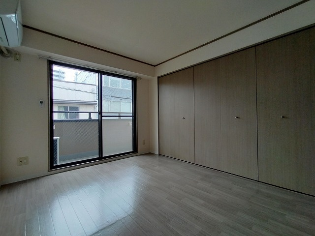 神戸市兵庫区本町２丁目の賃貸マンションの内装|洋室