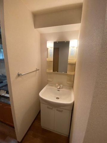 ソレアード関戸　名古屋市賃貸　仲介手数料無料の洗面所