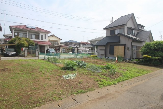 小山市横倉新田の外観|南西側より（2025年5月撮影）